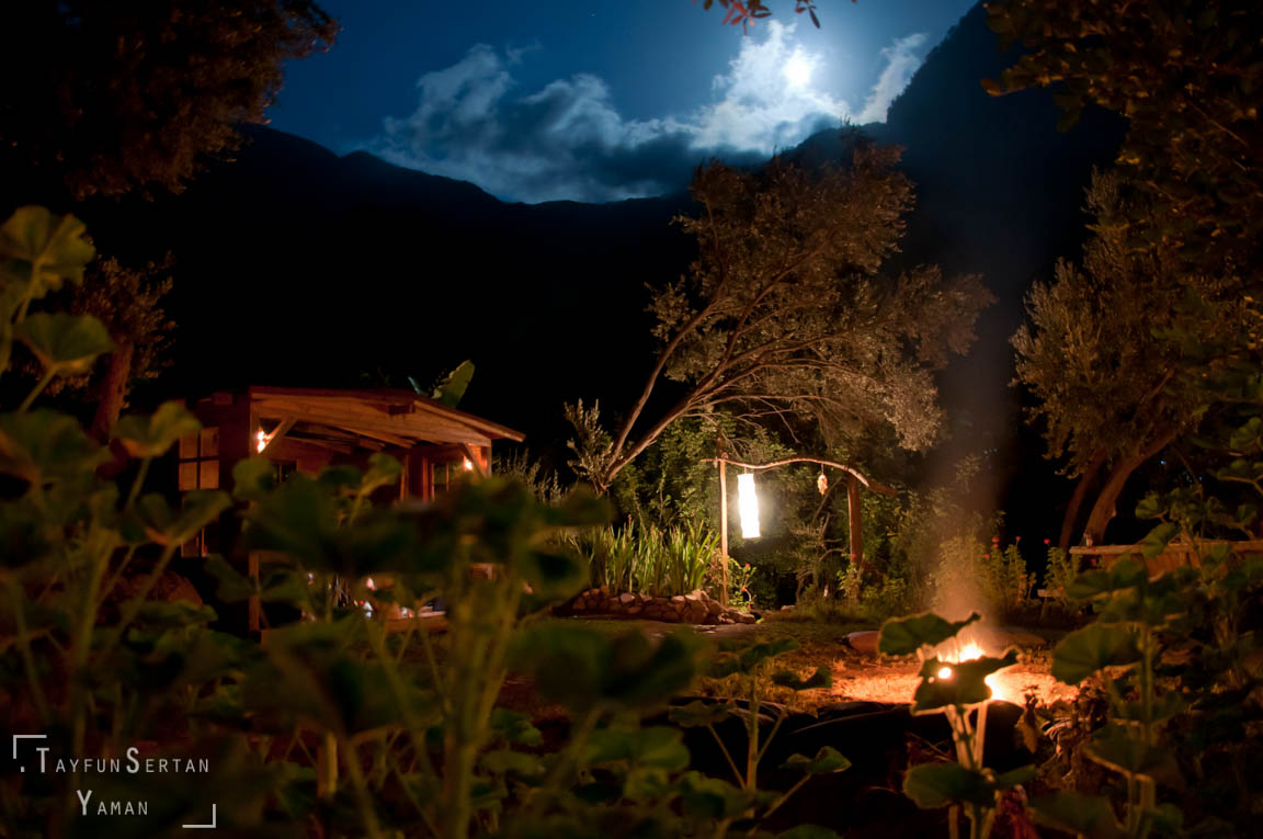 Kabak Fullmoon